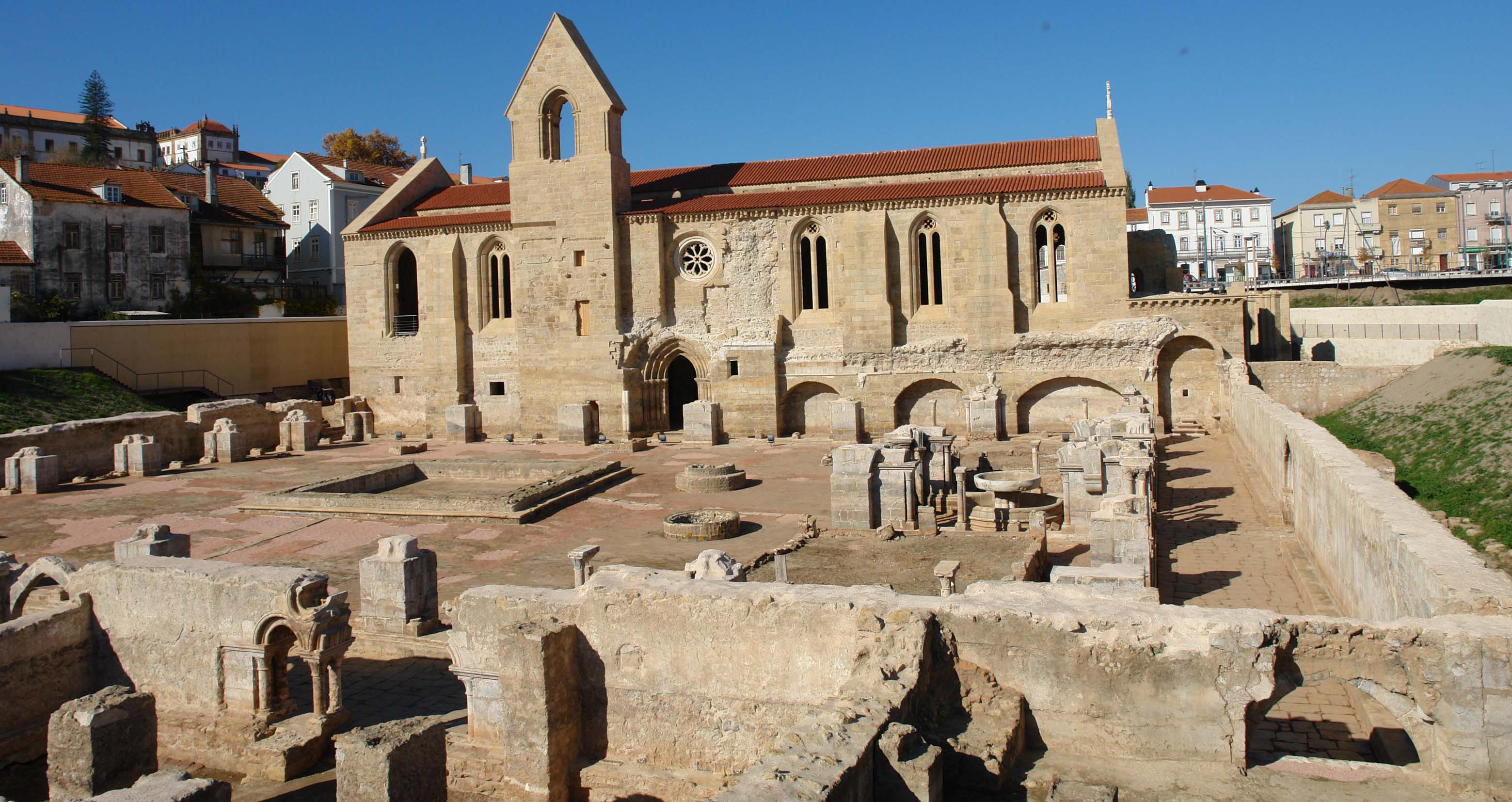 Mosteiro da Raínha Santa