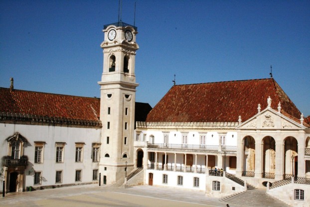 Resultado de imagem para Universidade de Coimbra com “lotação esgotada”!