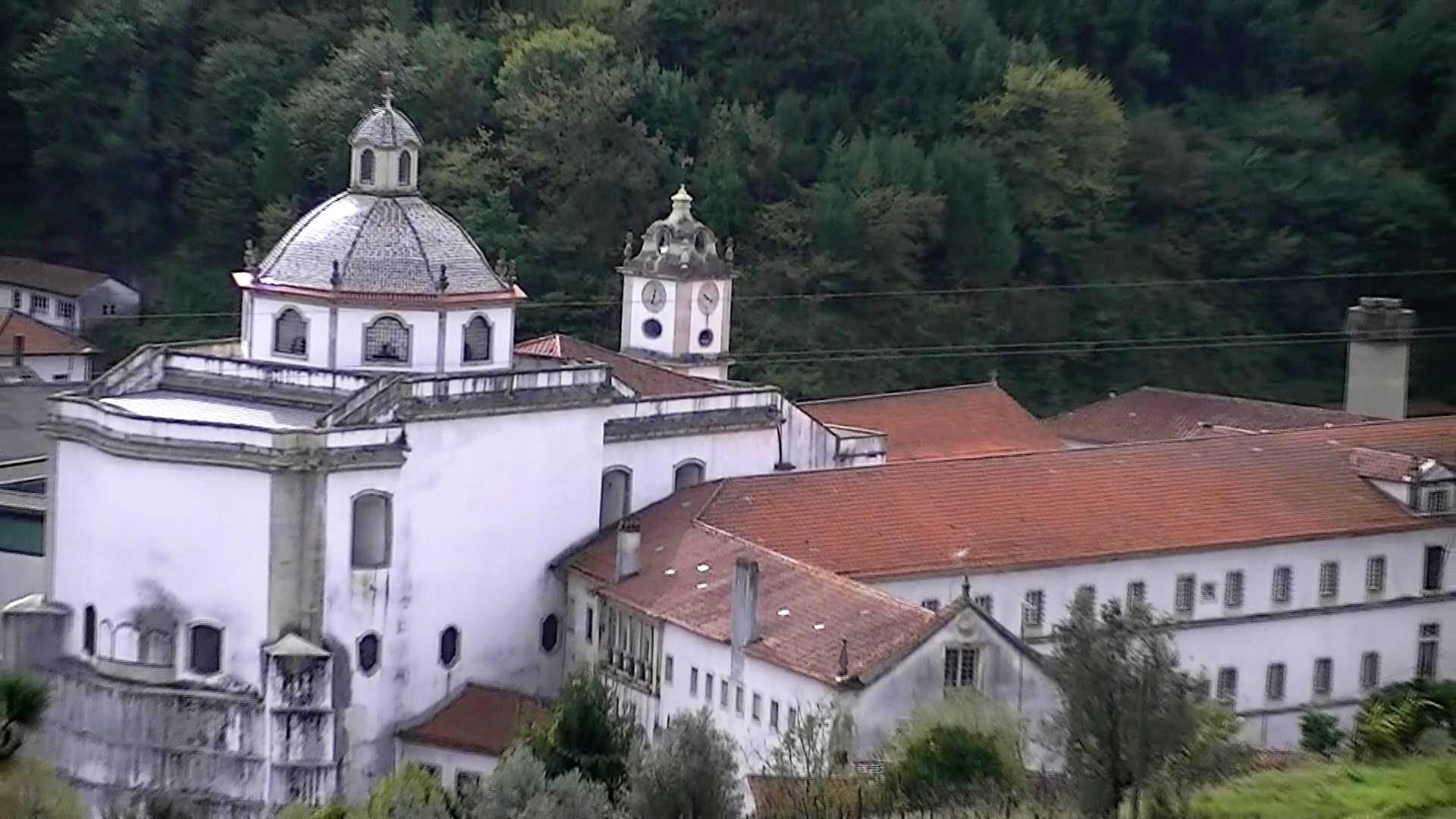 mosteiro-do-lorvao
