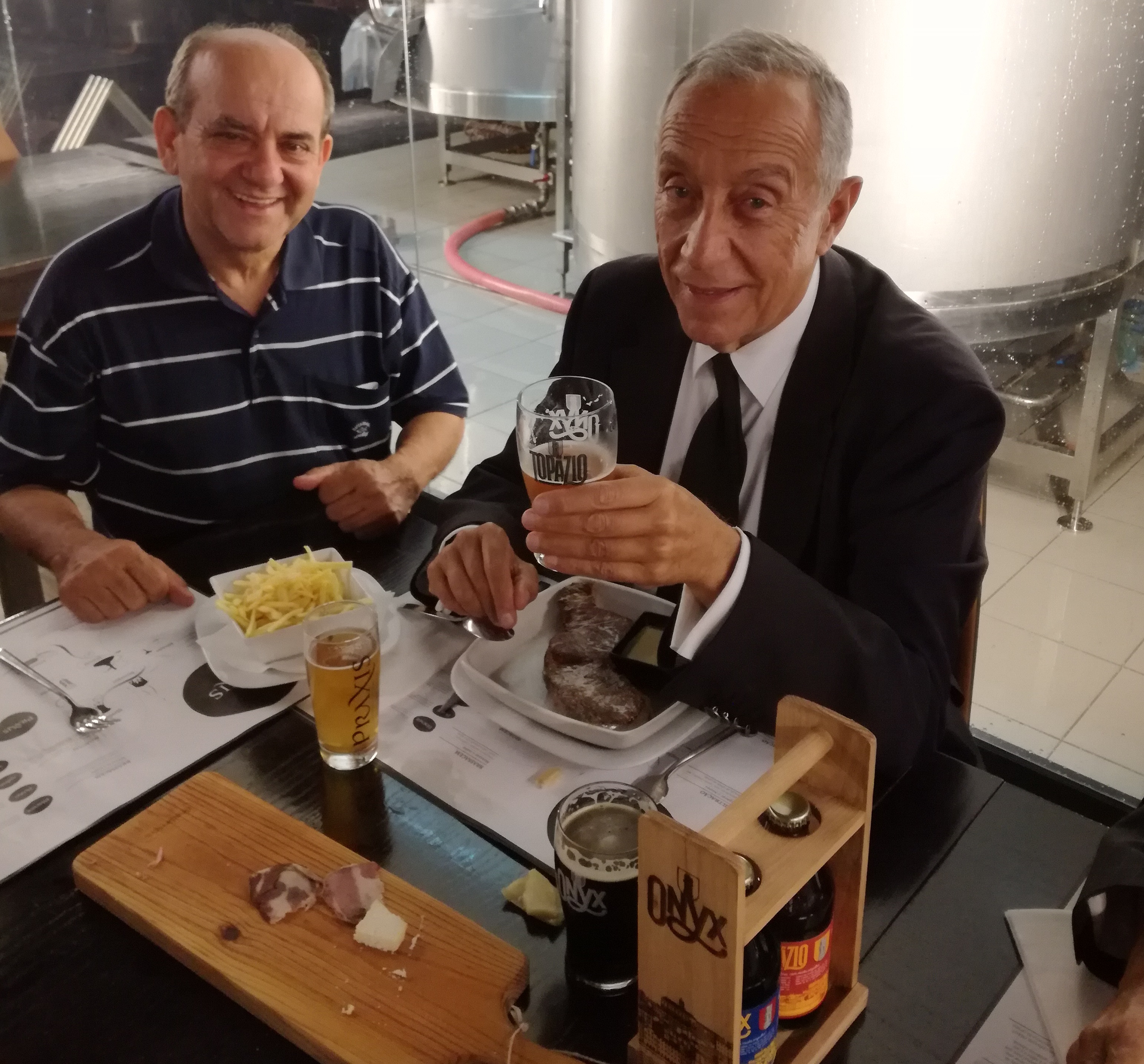 Na Praxis, Arnaldo Baptista apresentou a Topázio e a Ónix a Marcelo Rebelo de Sousa