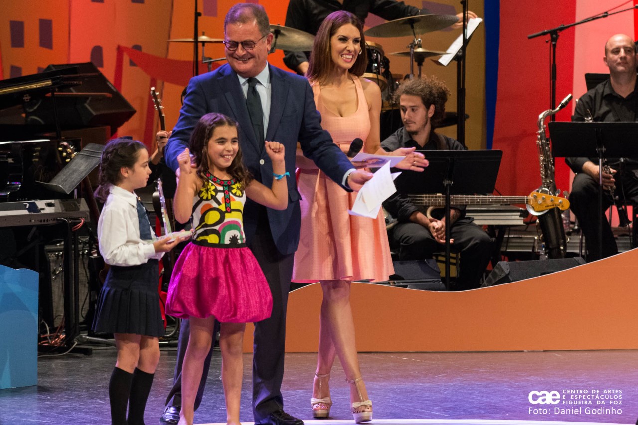 Andreia Santos, de 9 anos, da Figueira da Foz, com a canção “O Meu Mundo”, letra de Rui Santos e música de Emanuel Martins e Silva