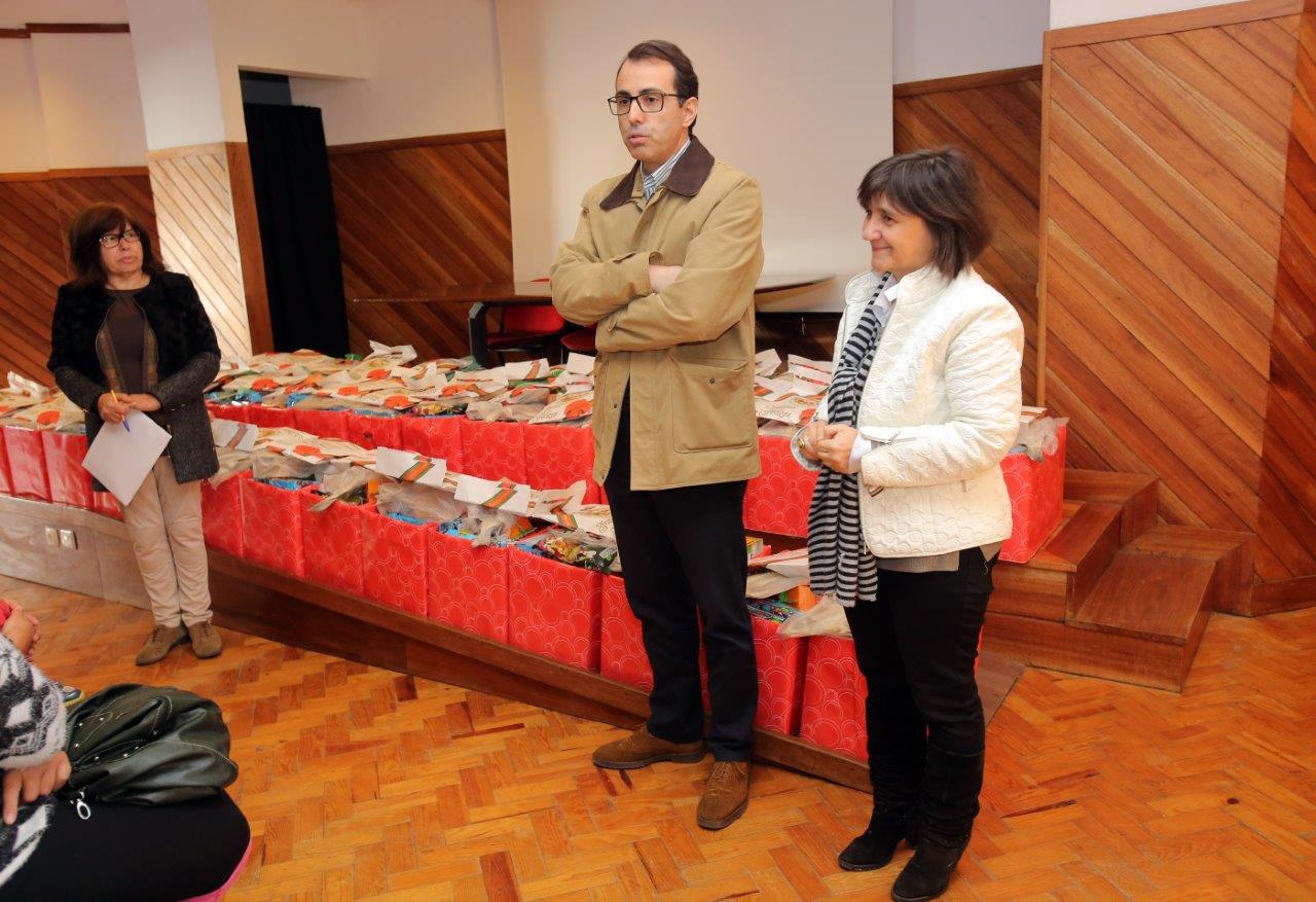 ENTREGA CABAZES DE NATAL (5)