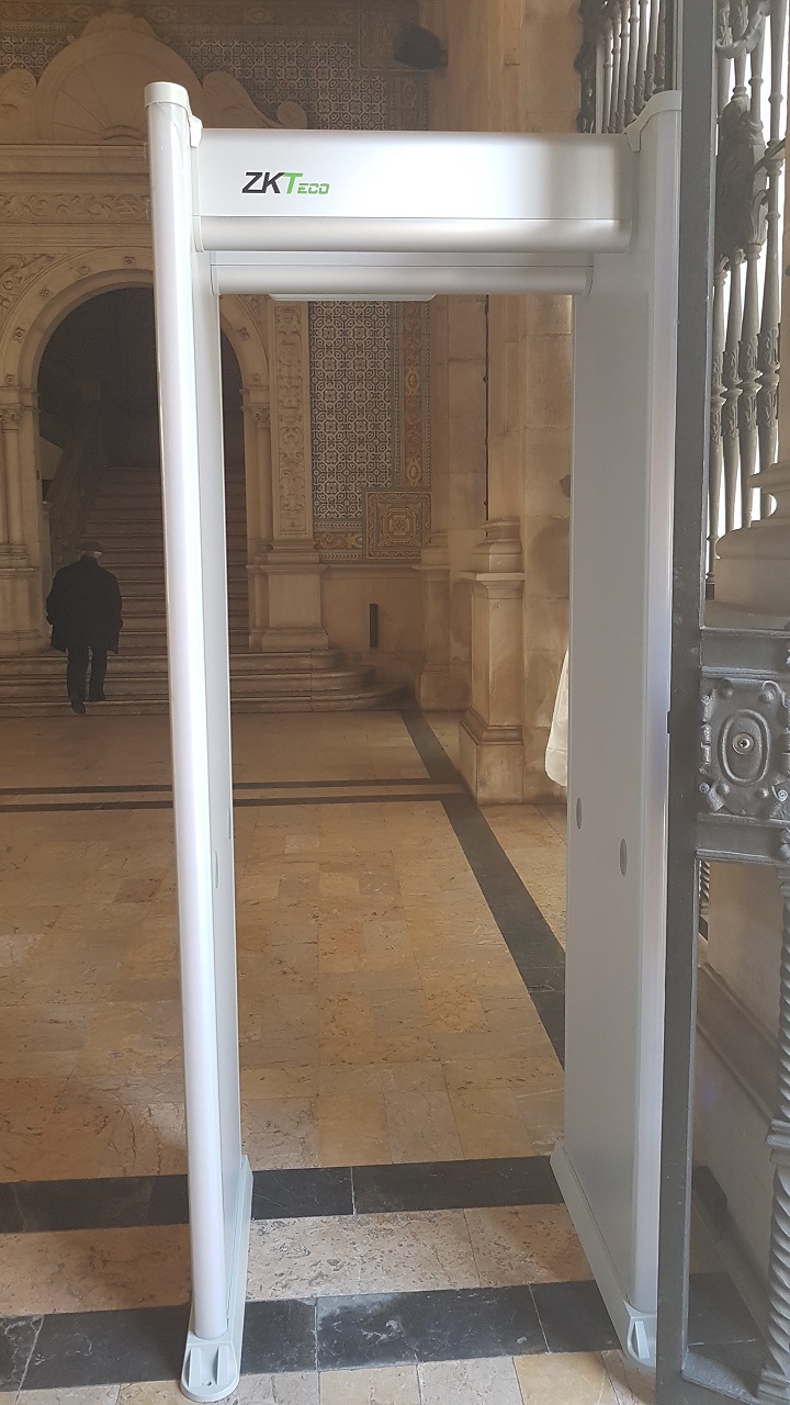 pórtico de segurança