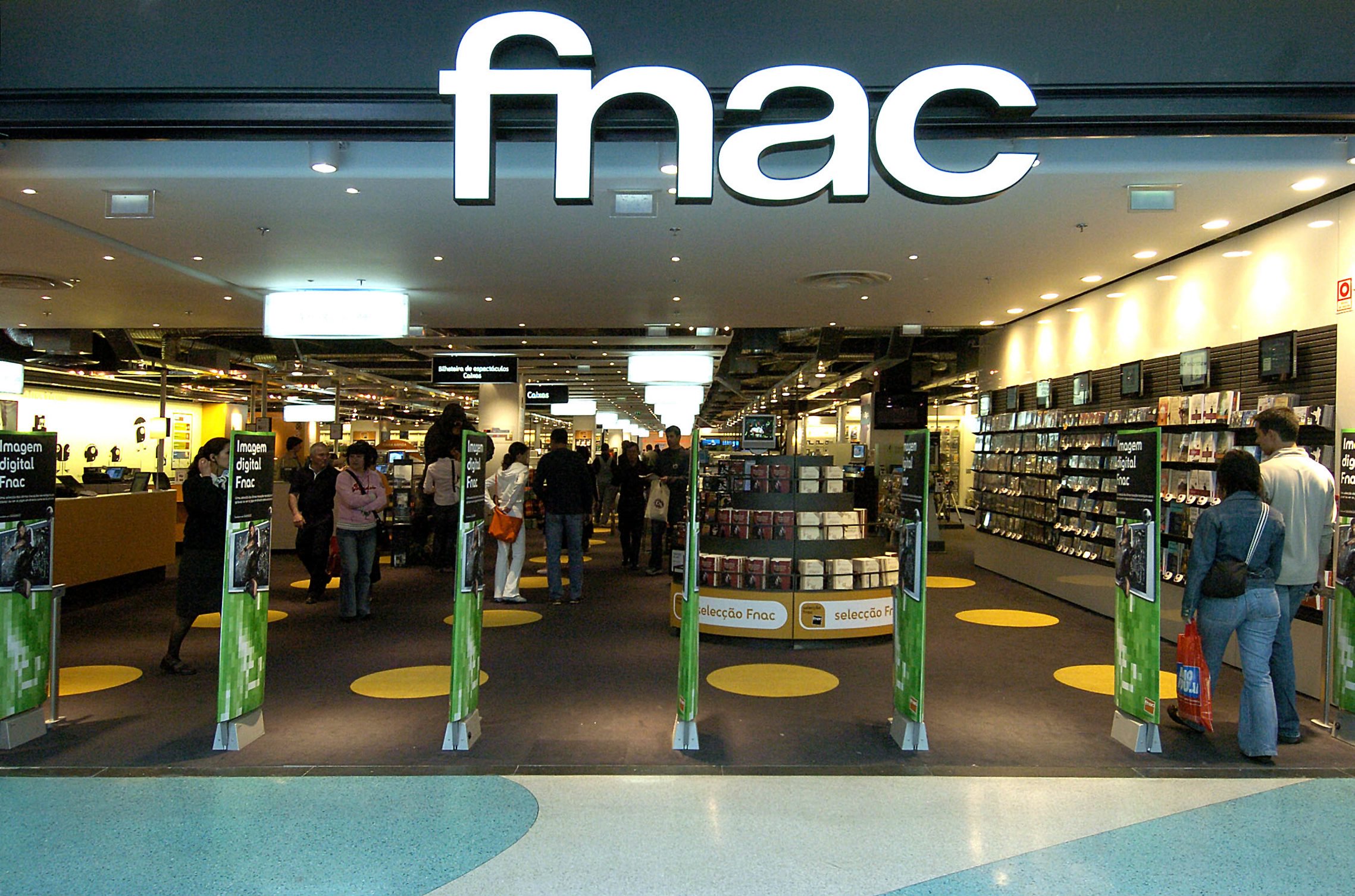 FNAC encerra lojas temporariamente | Notícias de Coimbra
