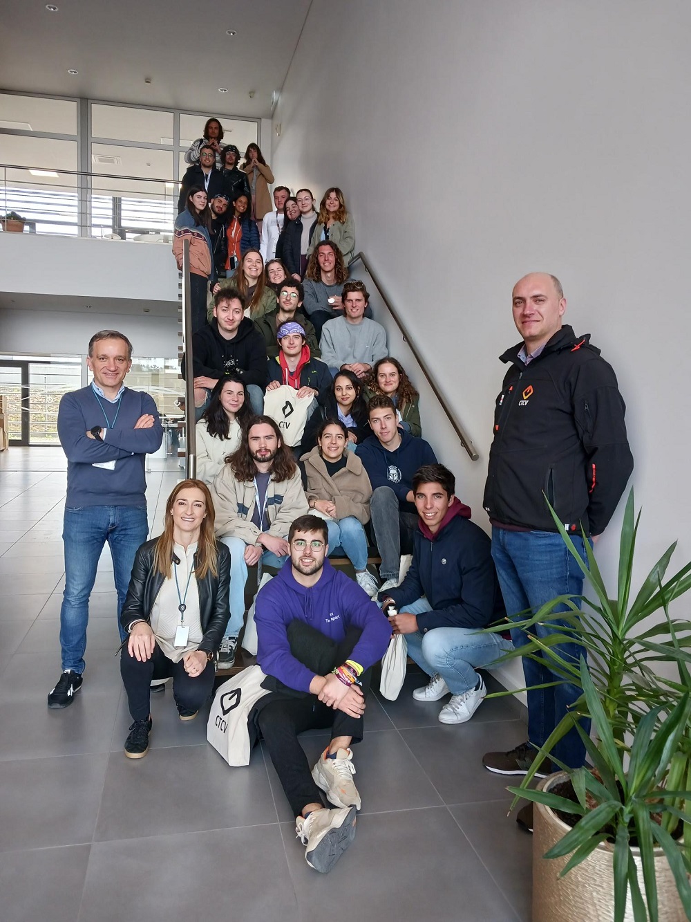 Coimbra: Centro Tecnológico da Cerâmica e do Vidro no Iparque recebe ...