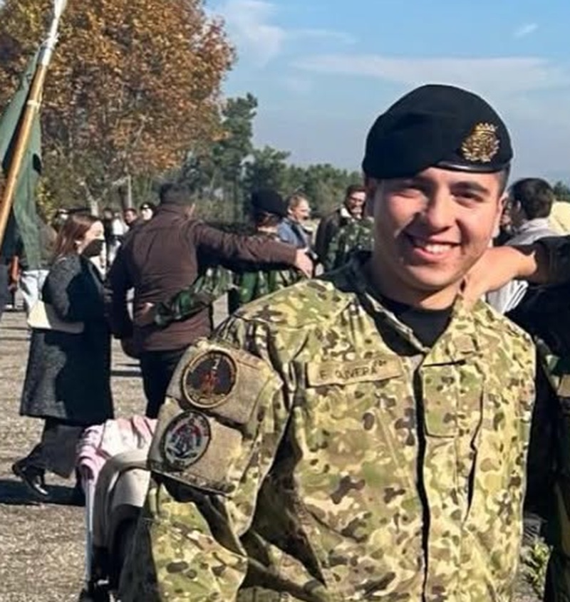 Tragédia na A1: Pedro Girão e Francisco Oliveira, dois jovens militares, morreram enquanto ajudavam um desconhecido