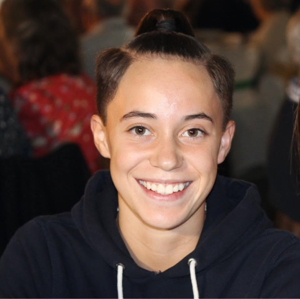 Jovem jogadora Madalena Galego morre após acidente e deixa futebol de luto - Notícias de Coimbra - NDC
